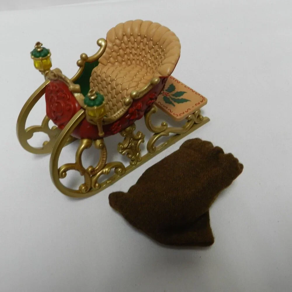 Hallmark Santa's Sleigh w/ Gift Bag Christmas Ornament Vintage 2001 Holidays Box